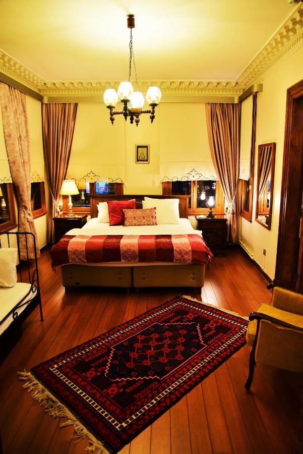 Ottoman Suites By Sera House Istanbul Exterior photo