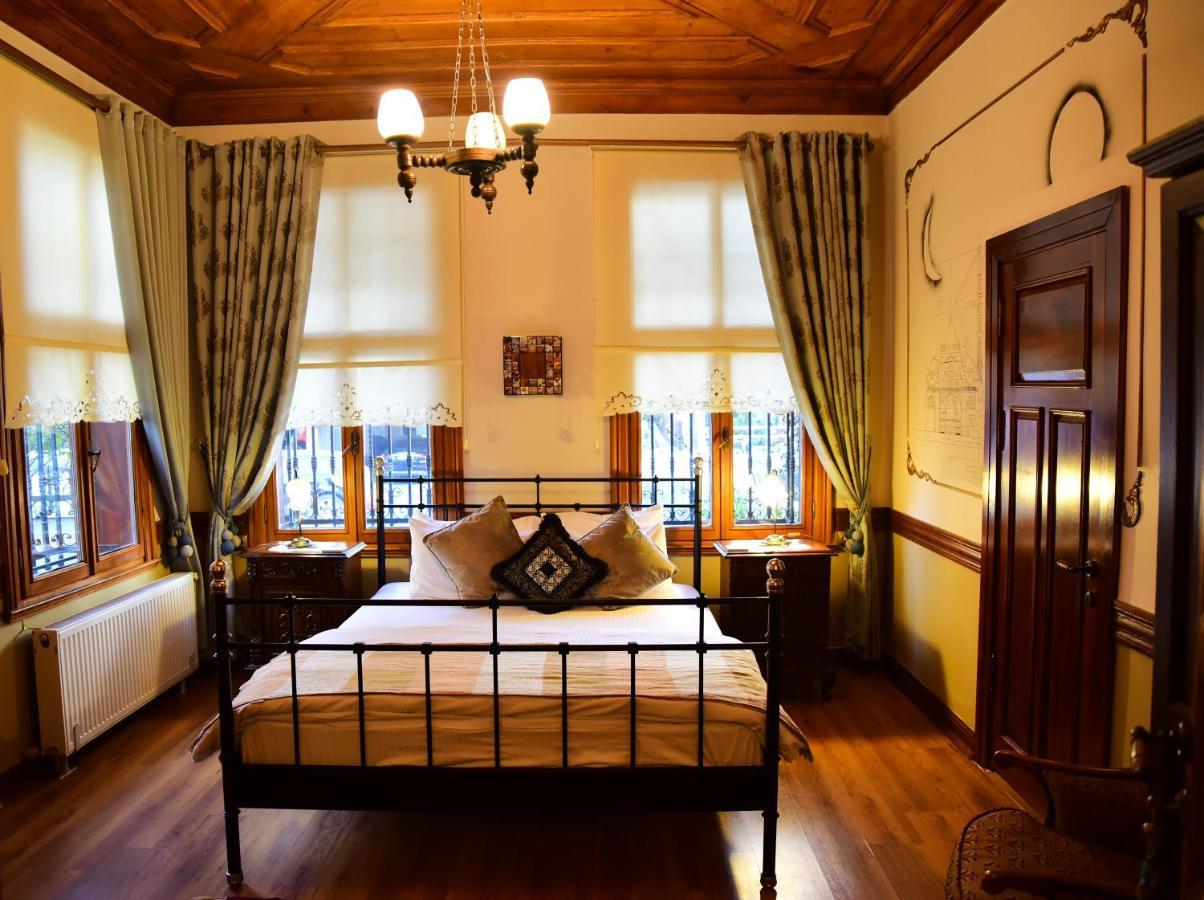 Ottoman Suites By Sera House Istanbul Exterior photo