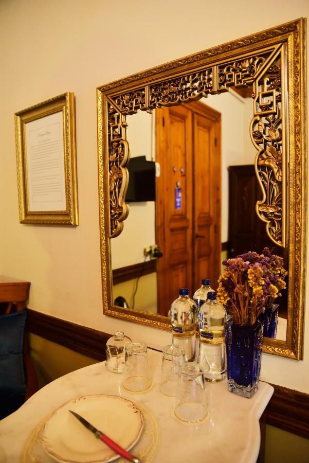 Ottoman Suites By Sera House Istanbul Exterior photo