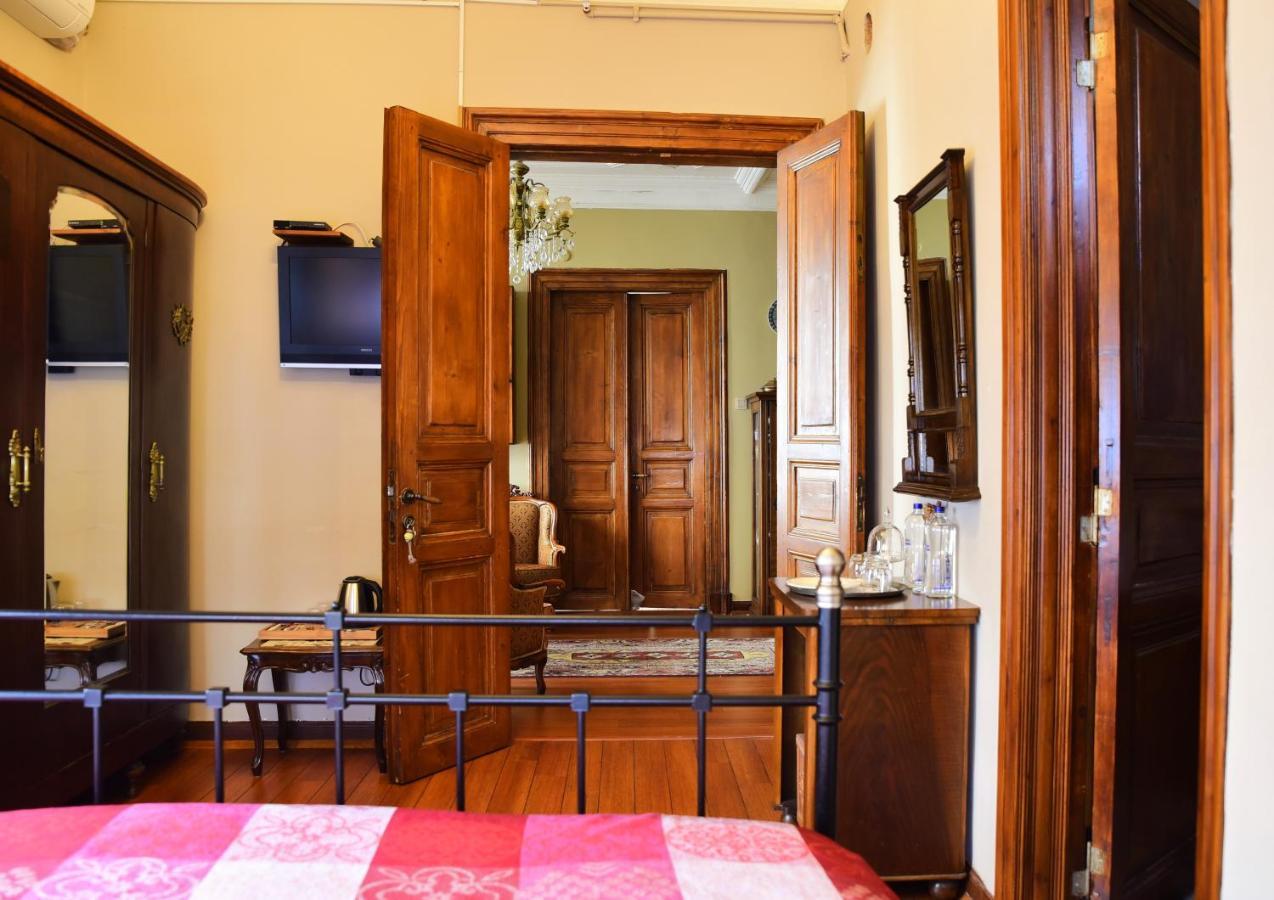 Ottoman Suites By Sera House Istanbul Exterior photo